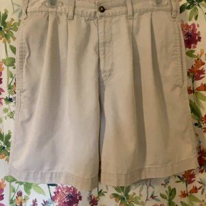 Dockers Khakis Ladies Shorts Sz. 32 waist